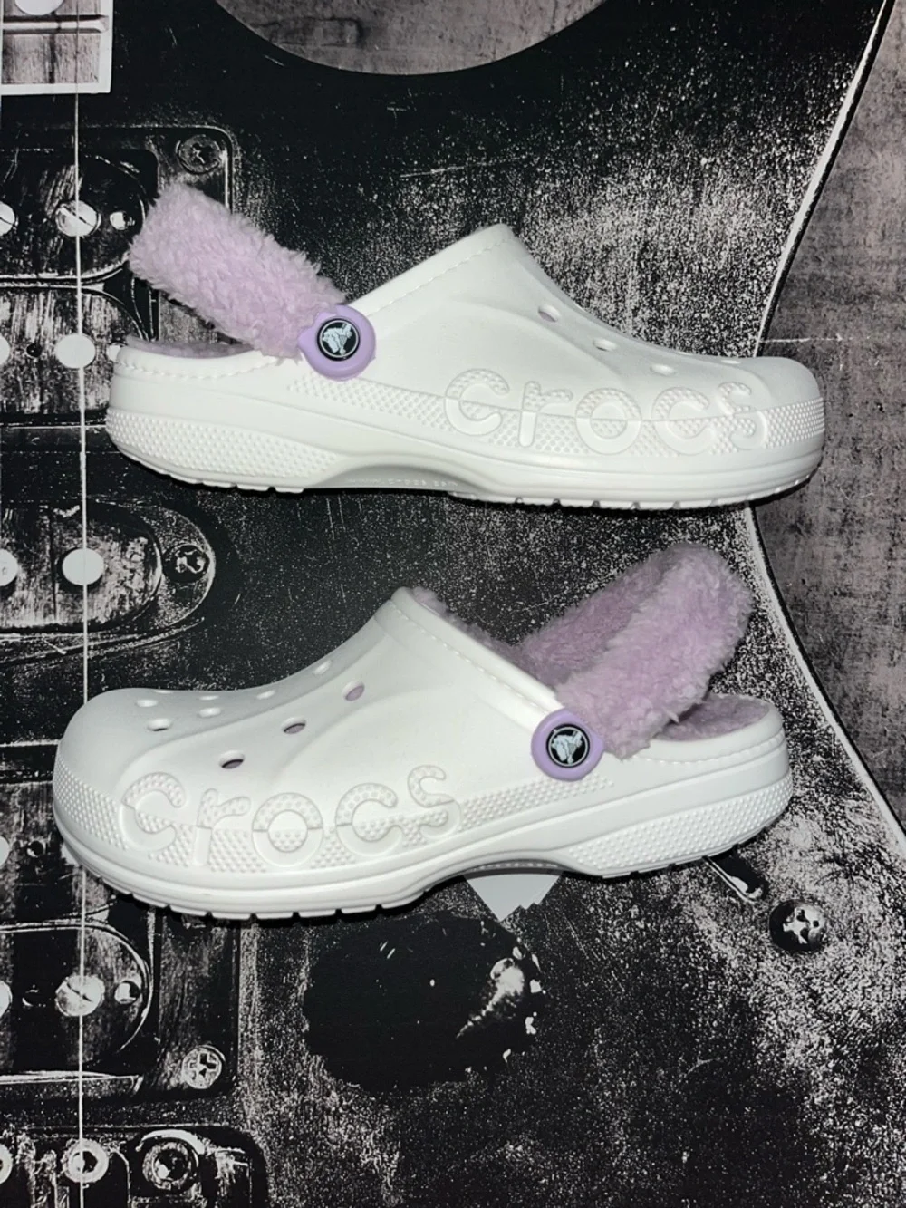 NWT CROCS